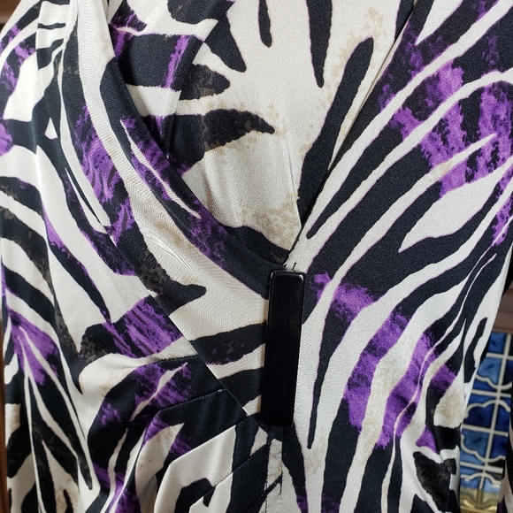 Dana Buchman V-Neck Faux Wrap Style Dress - Picture 4 of 8